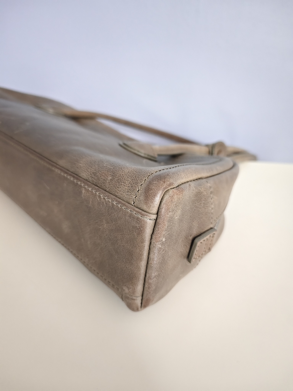 Marge Sherwood brown baguette shoulder bag - Picture 6 of 9